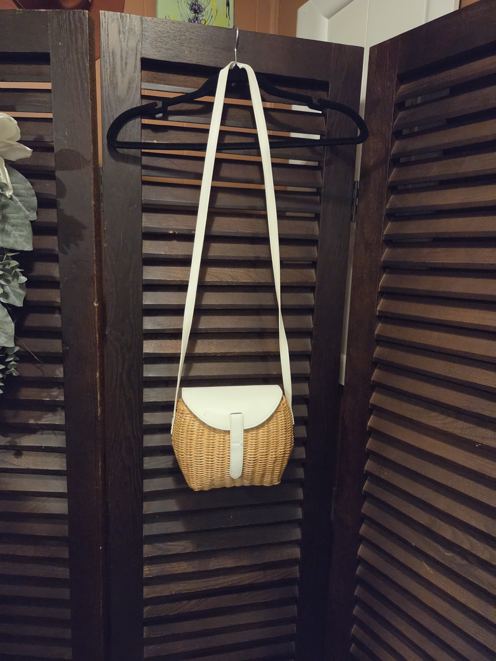 Straw Studios Tan Woven Crossbody with White Flap